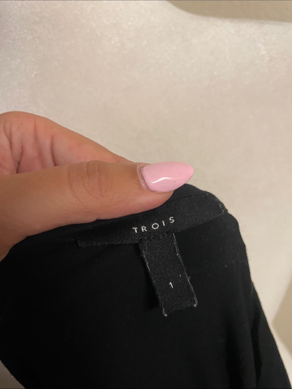 Trois Black Long Sleeve Top Size 1 Padded Shoulders Stretchy Viscose — image 7 of 8